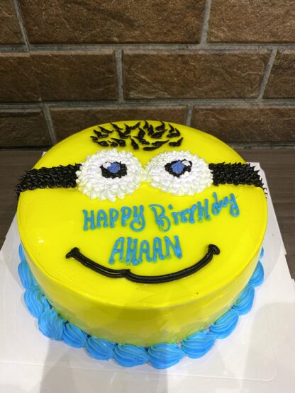 Minion Theme Cream Cake