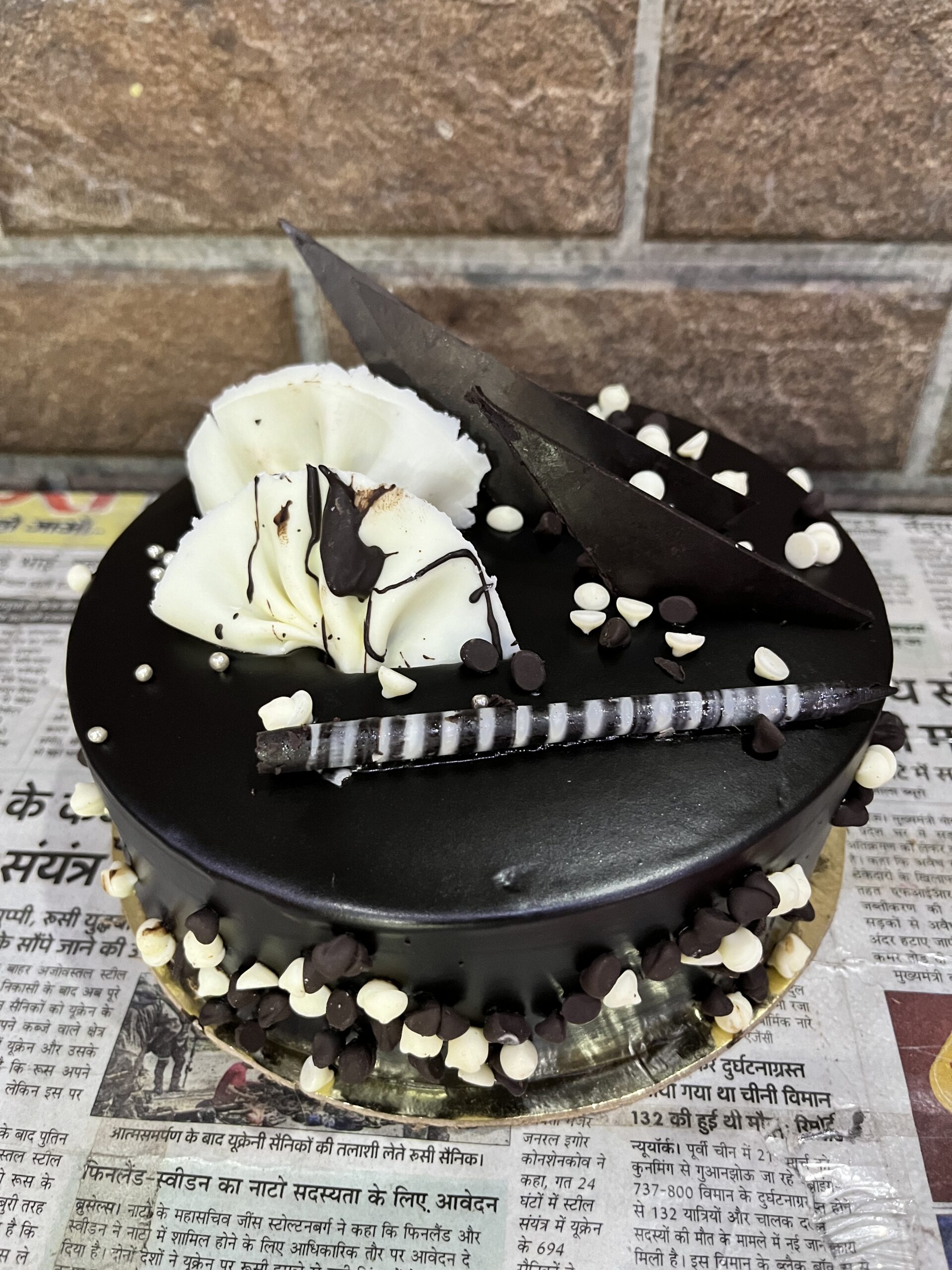 फौंडेंट केक (fondant cake recipe in Hindi) रेसिपी बनाने की विधि in Hindi by  Deepti Patil - Cookpad