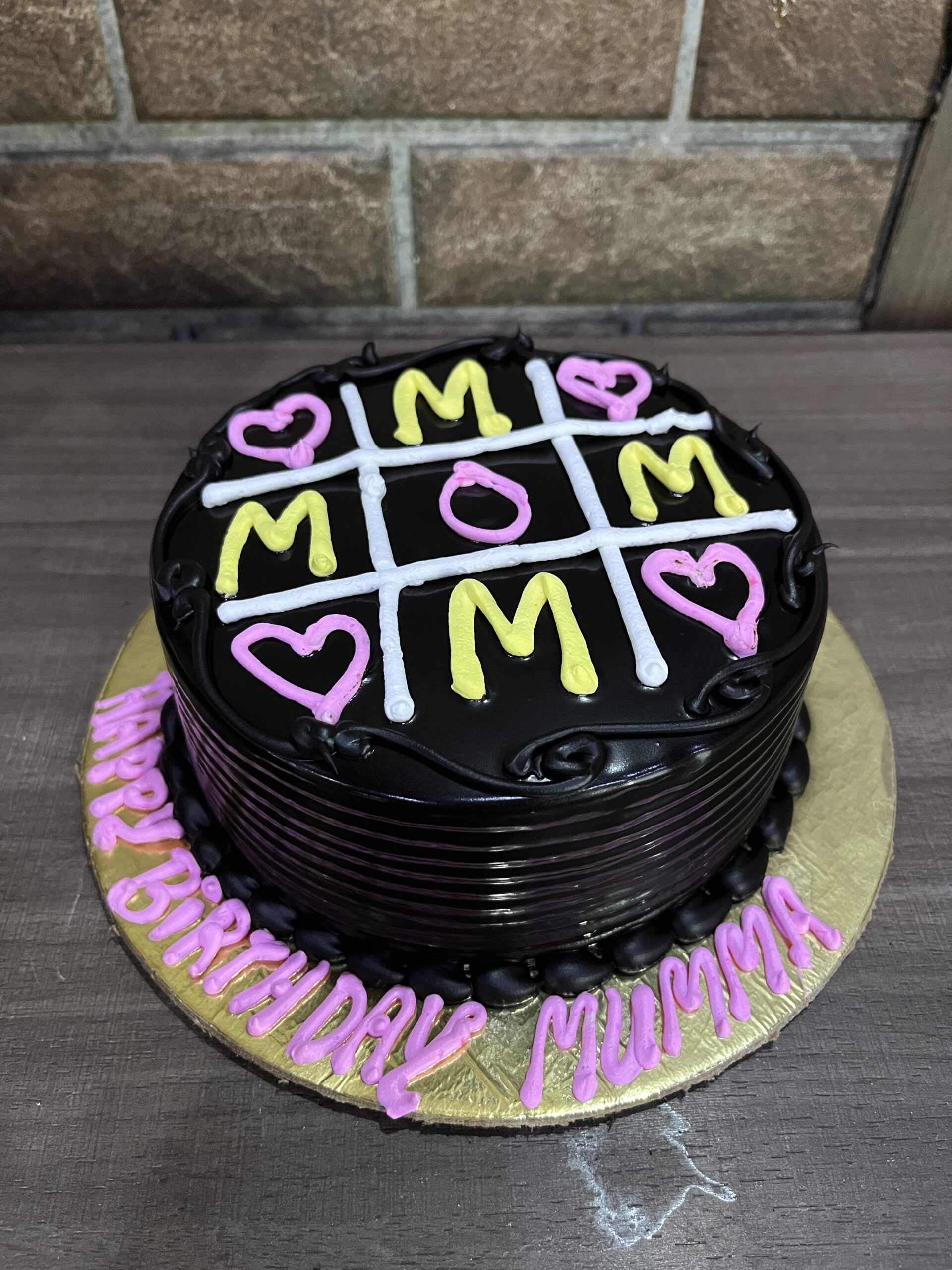 Buy/Send Best Mom Chocolate Cream Cake Online- FNP