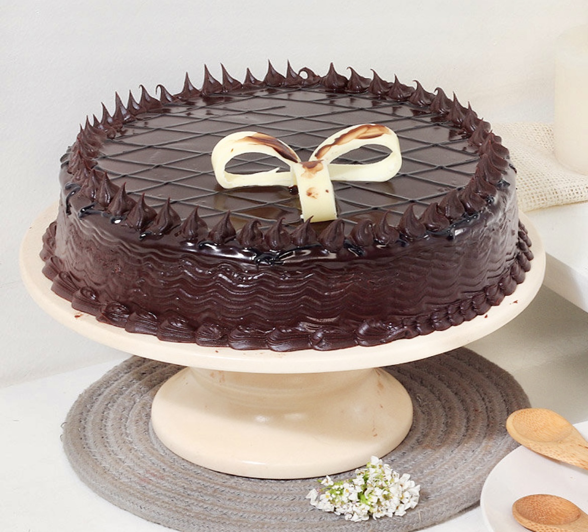 Order Dark Chocolate Truffle Cake #0227 Online From THE CHANGOTRA'S  BAKERS,jaipur