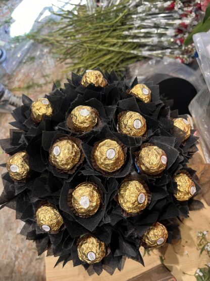 Black n Golden Beauty Ferrero Box - Image 2