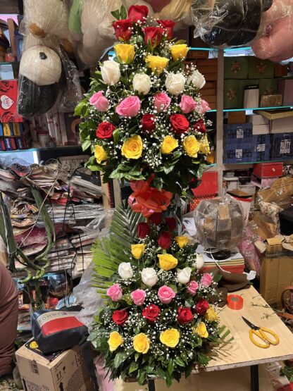 Mix Roses Arrangement