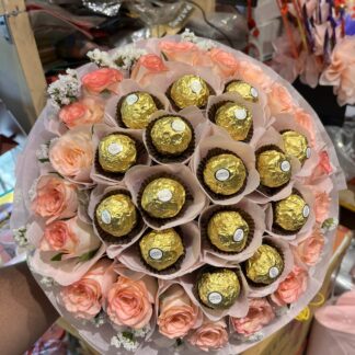Ferrero Rocher N Pink Roses Combo