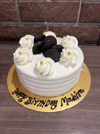 Decorative Butterscotch Cake
