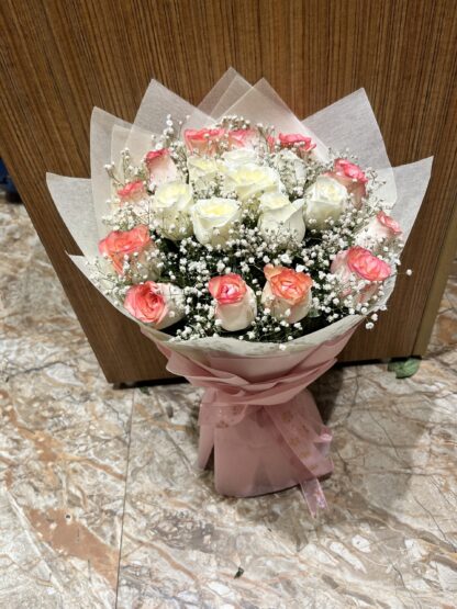 Pink & White Roses Bouquet - Image 3