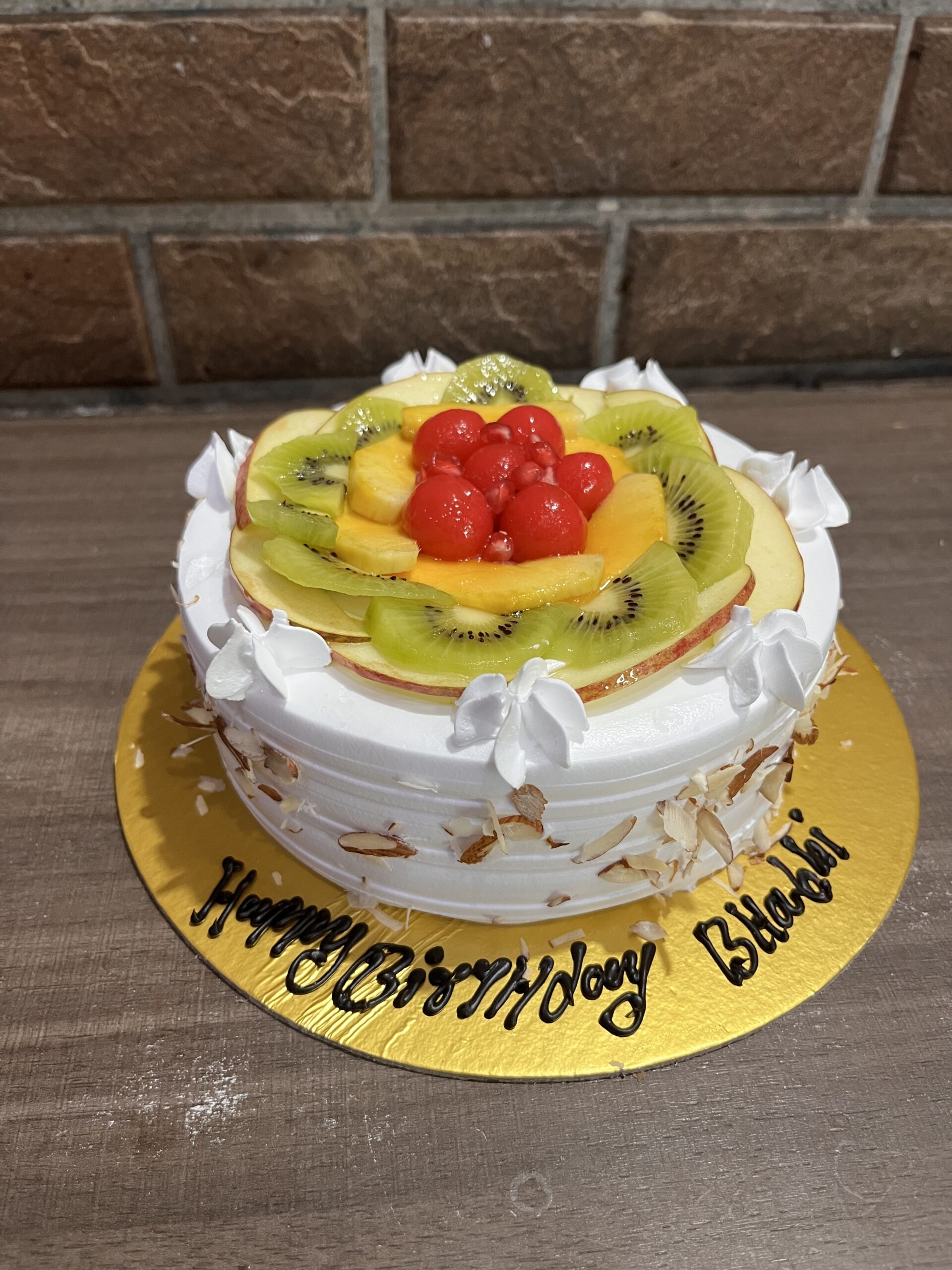 Fresh Fruit Cake | Fruit birthday cake, Fresh fruit cake, Fruit cake design-sonthuy.vn