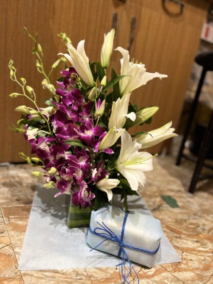 Orchids & Lillies Charm With Rochers - Image 2