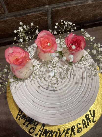 Pineapple Floral Cake-Half Kg - Image 2