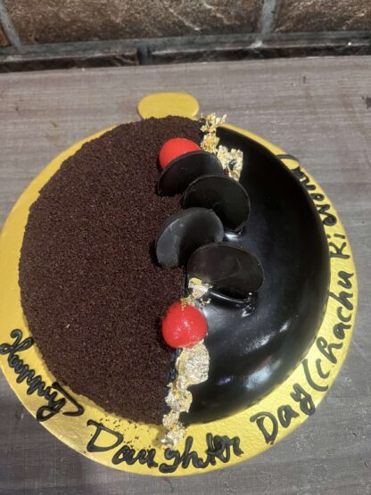Superb Chocolate Truffle Cake - Image 2