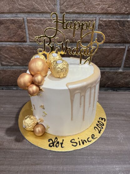 1 kg Golden Butterscotch Cake