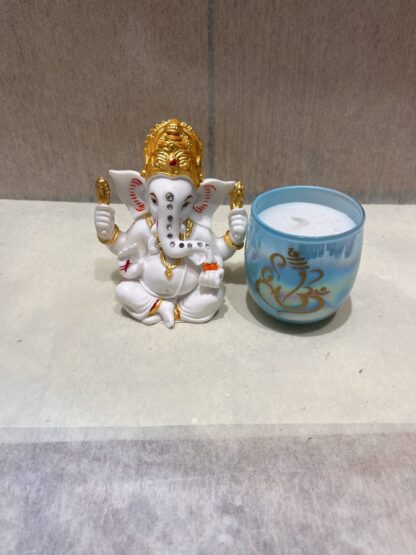 Ganesha Idol With Holographic Candle