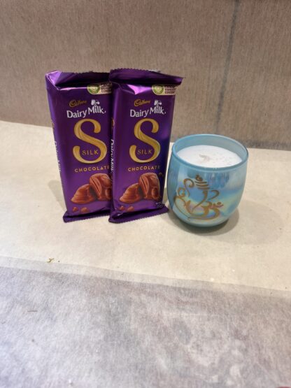 Dairymilk Silk With Holographic Candle