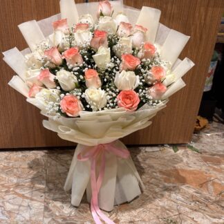 White n Pink Mix Roses Bouquet