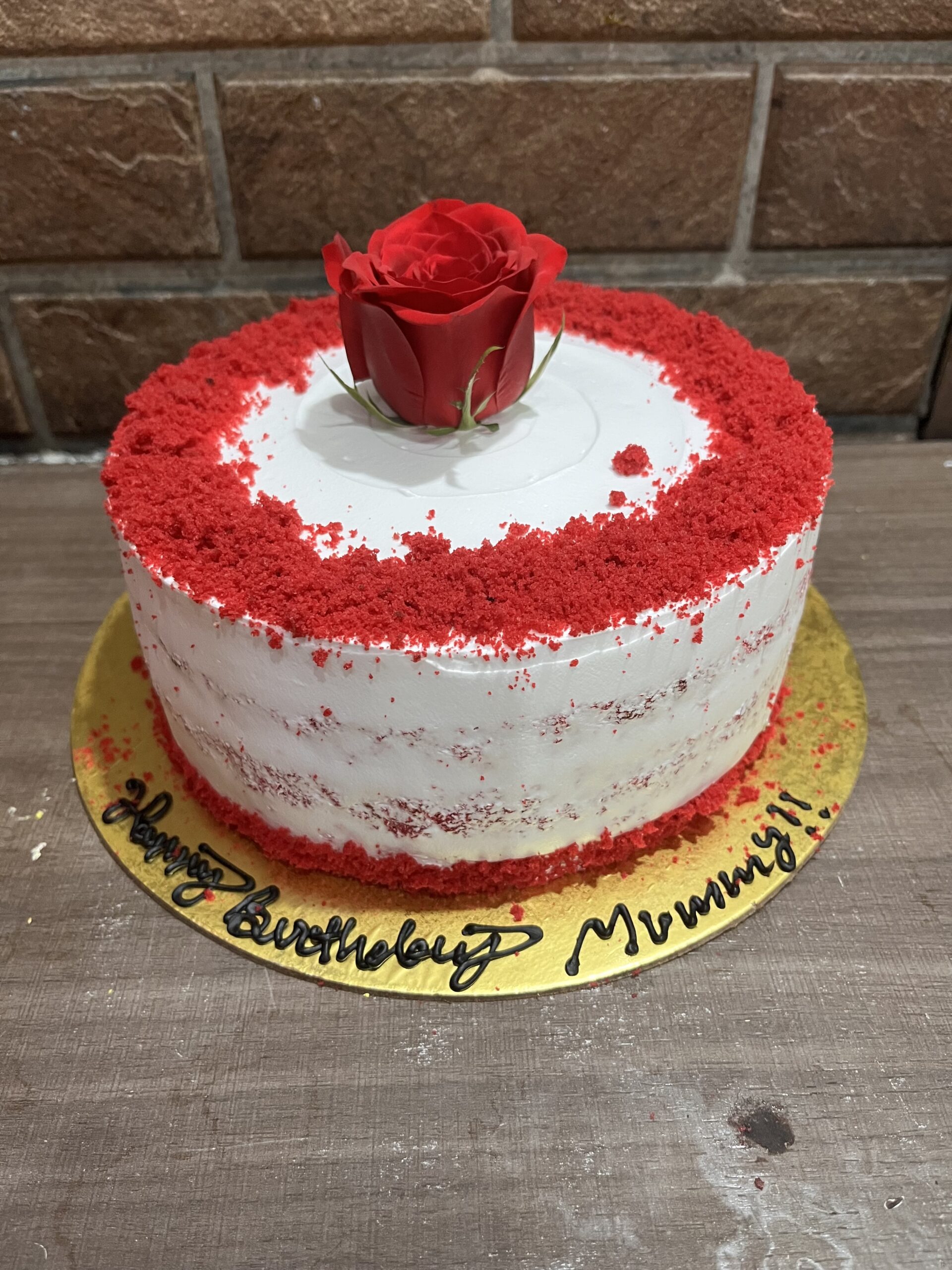 Delightful Red Velvet Cake Design Online | YummyCake