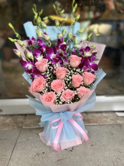 Orchids n Roses Bouquet