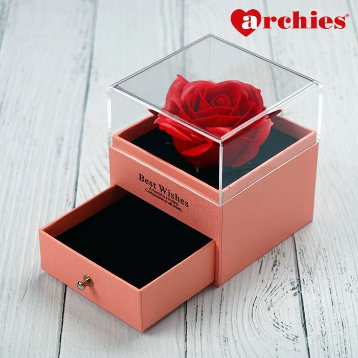 DIY Valentine's Gift: Box of Love