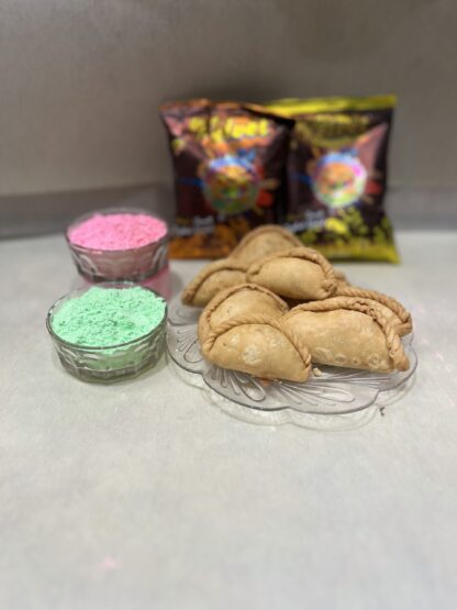 Plain Gujiya 500gm & 4 Pkt Gulal Combo