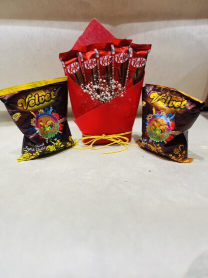 Kitkat With Holi Gulal