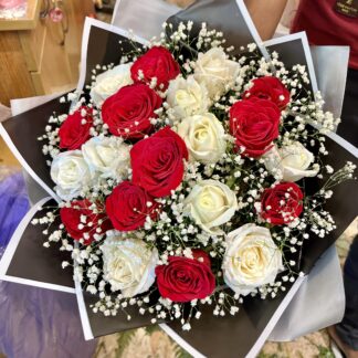 Luxury White n Red Roses Bouquet