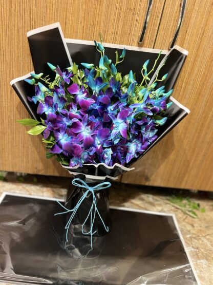 Premium 8 Blue Orchid Bouquet-By PGA