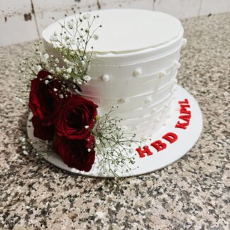 Pretty White Floral Cake-1 Kg