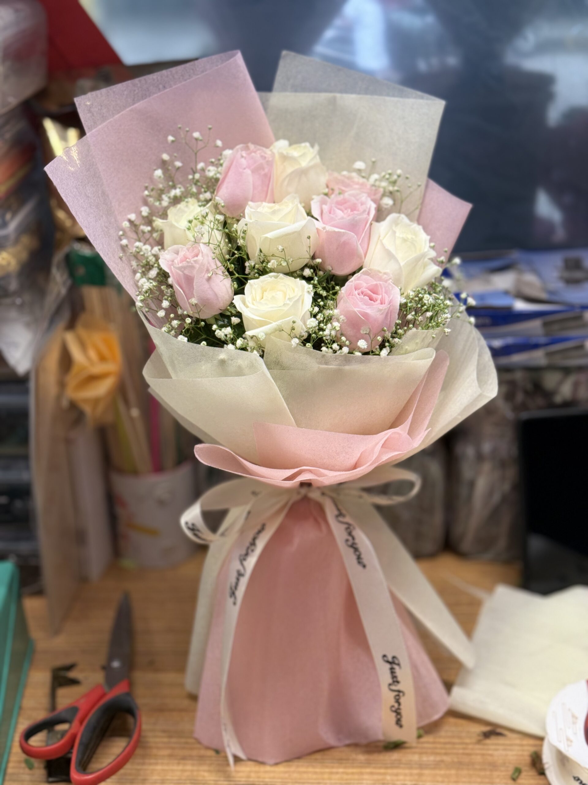 Charming Bouquet Of Pink & White Roses