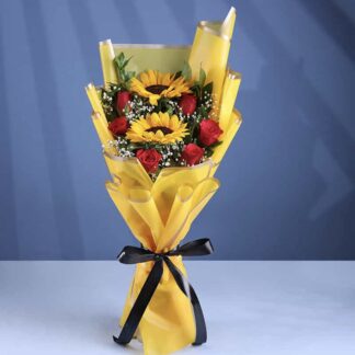 Sunflowers Bouquet With Red Rose