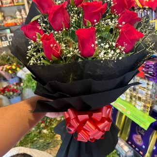 Red Roses Bunch
