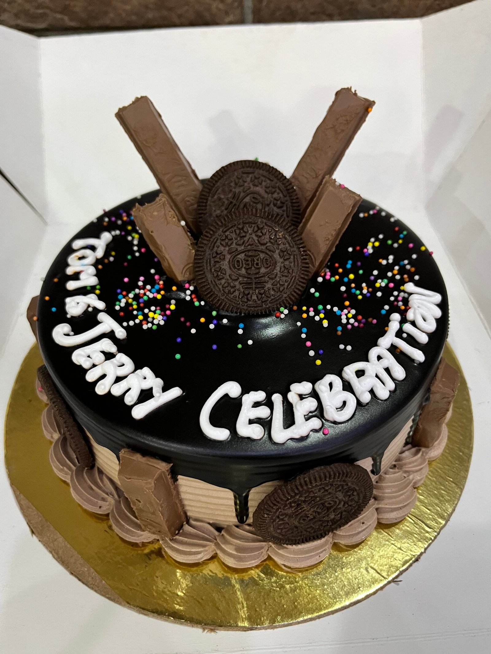 Choco Oreo Toppings Cake