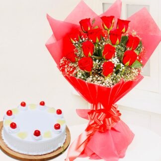 Red Roses n Pineapple Cake
