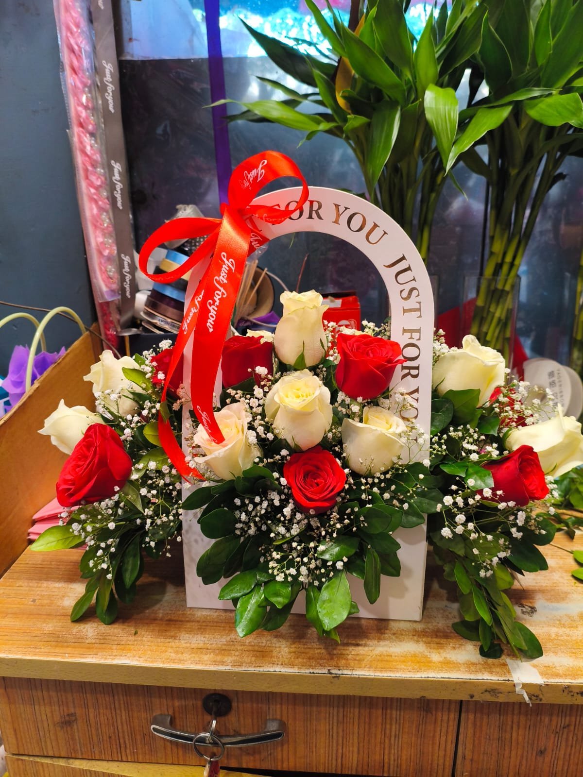 Mix Roses In Just For You Bag