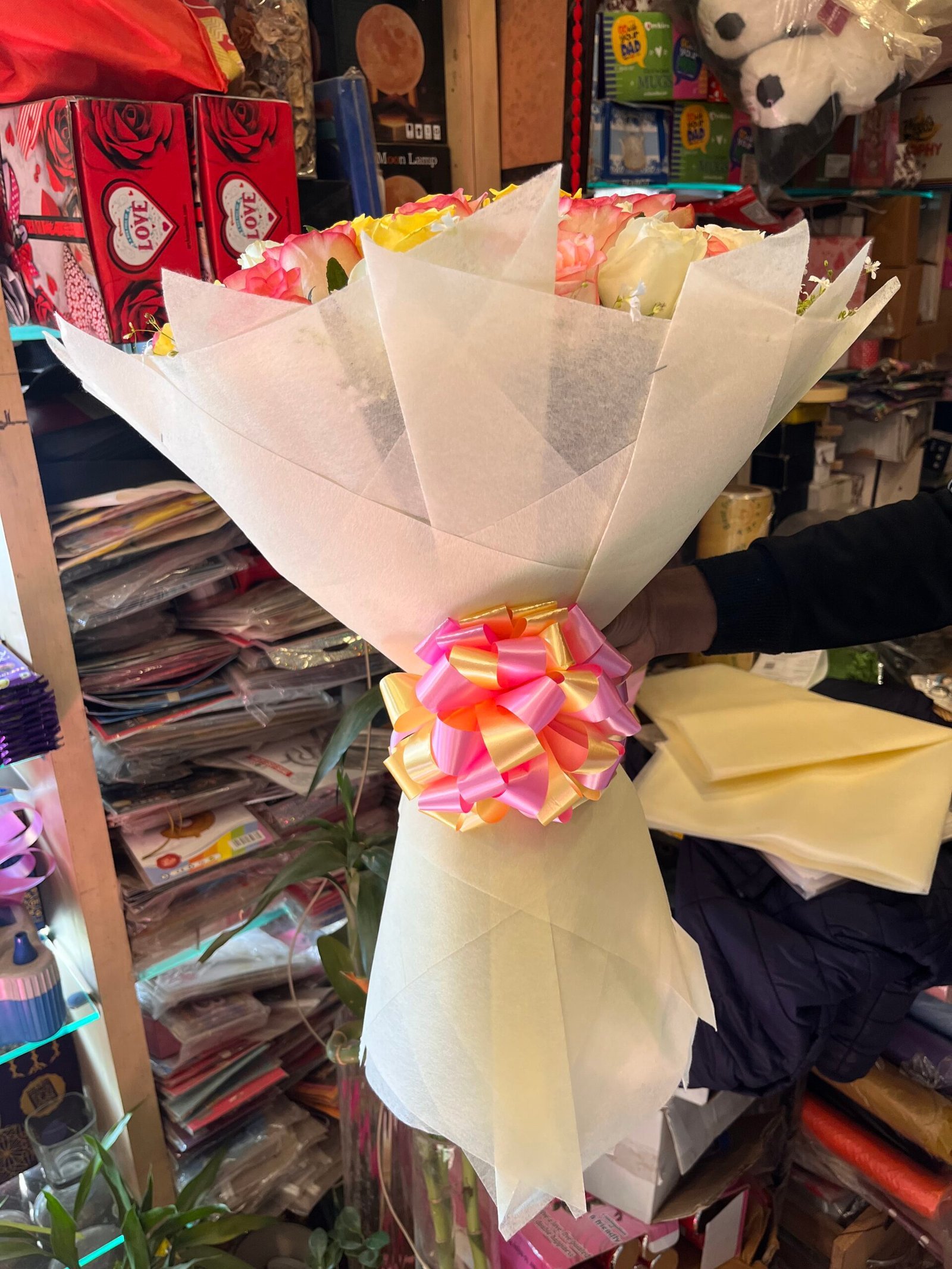 Mix Roses Beauty - Image 2