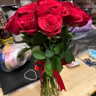 25 Roses Gesture