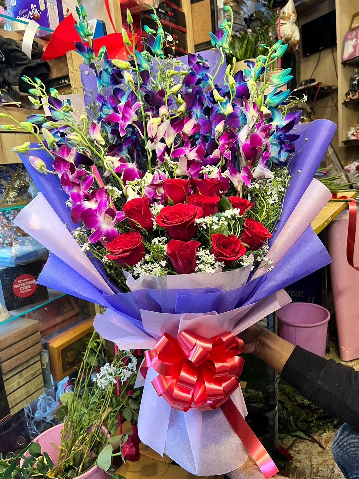 Orchids n Roses