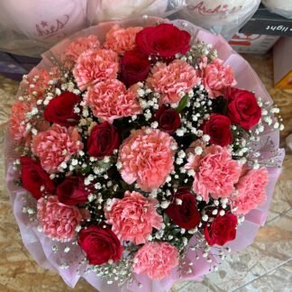 Mix Carnations n Roses Bouquet
