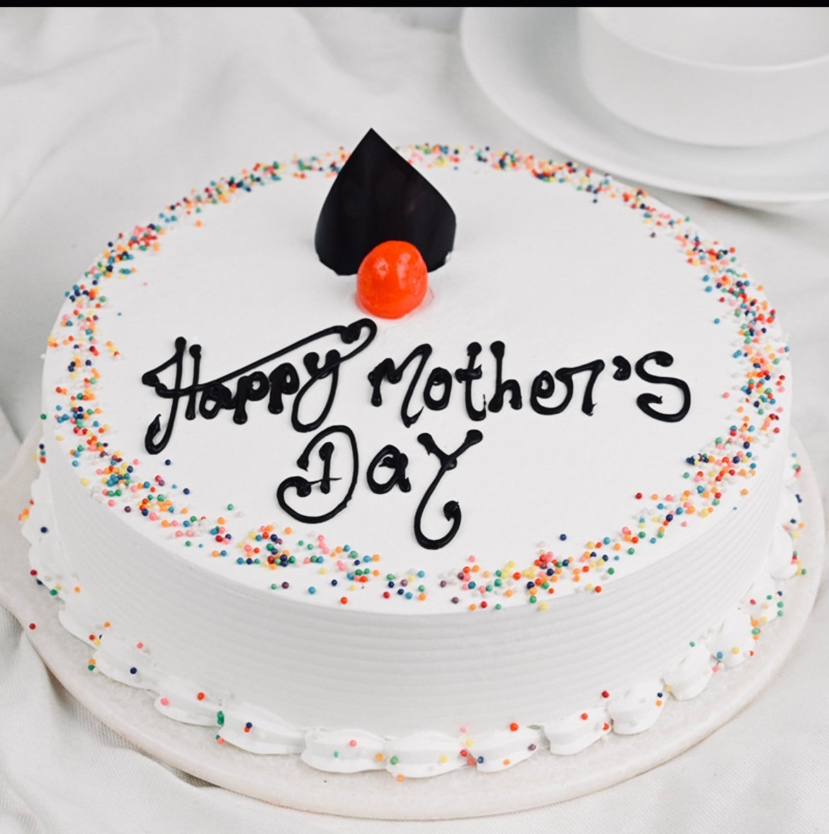 Simple Vanilla Cake-Half Kg
