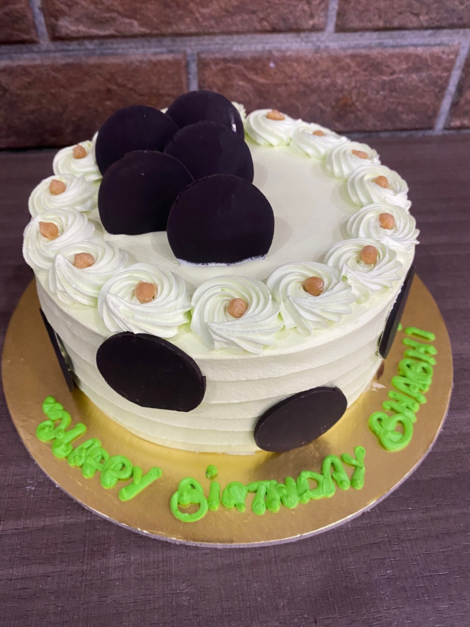 Half Kg Butterscotch Cake