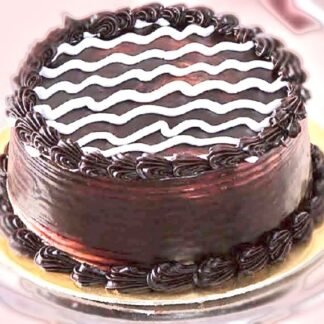 Simple Chocolate Truffle Cake