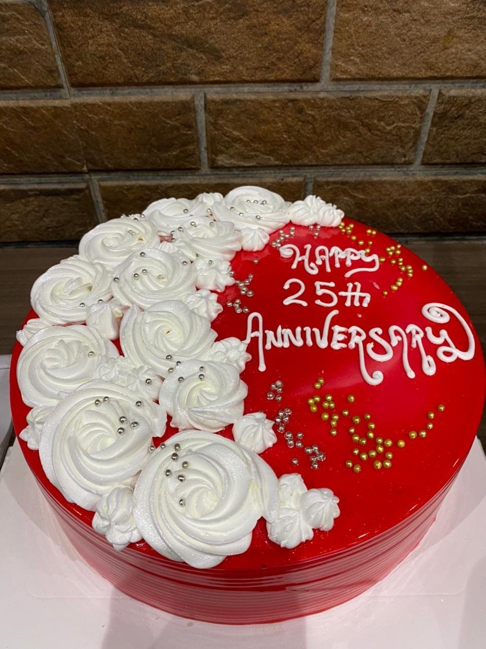 1 Kg Pineapple Jelly Cake