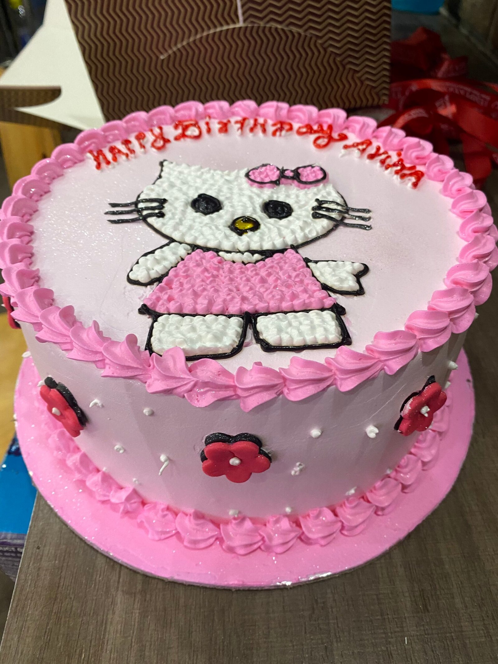 1 Kg Cutie pie Cake