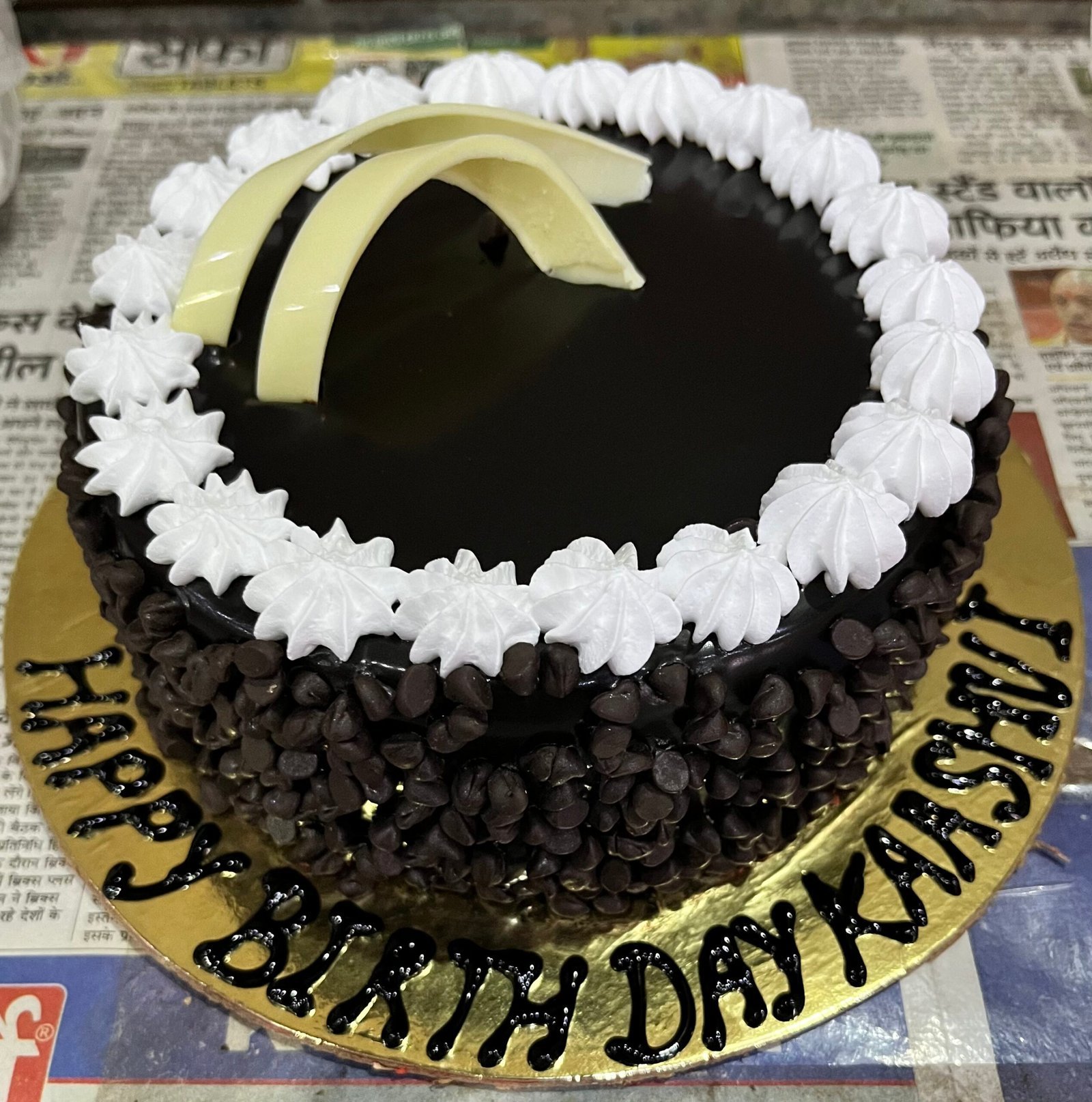 Half Kg Eggless Chocochips Cake