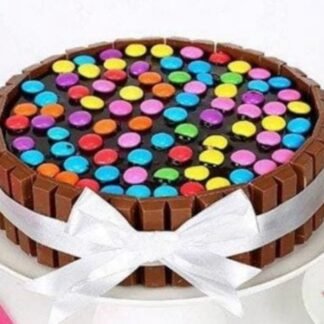 Half kg kitkat Cake