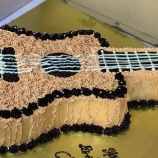 Chocolaty Guitar Cake