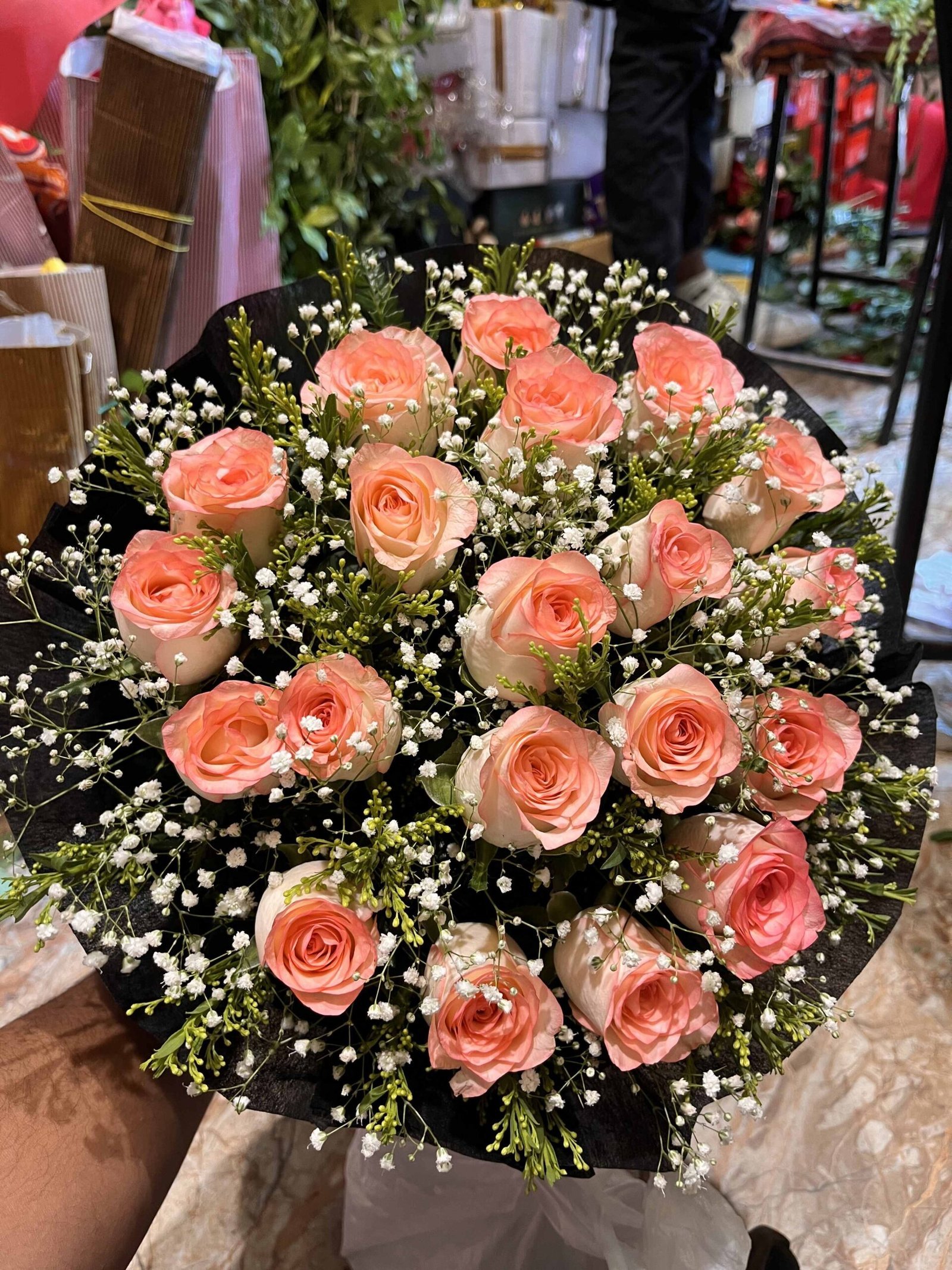 Dashing Pink Roses Bouquet - Image 2