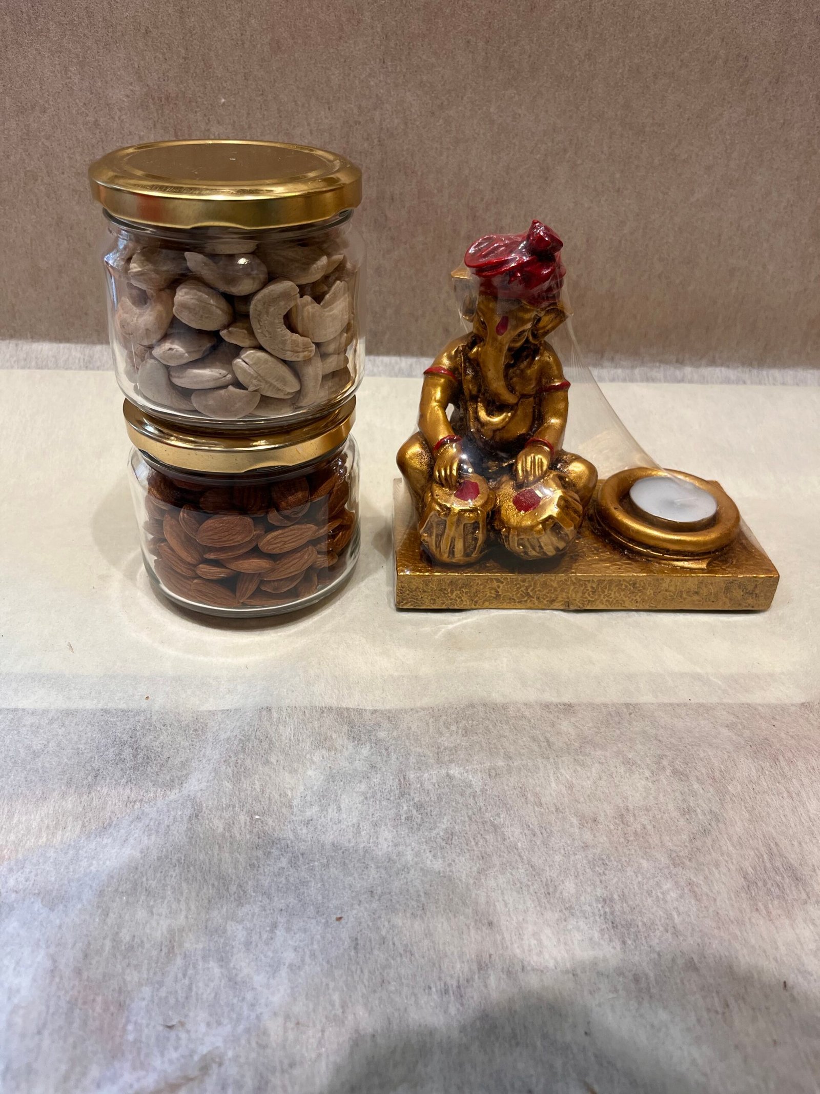 Shri Ganesha Showpiece with dry fruits
