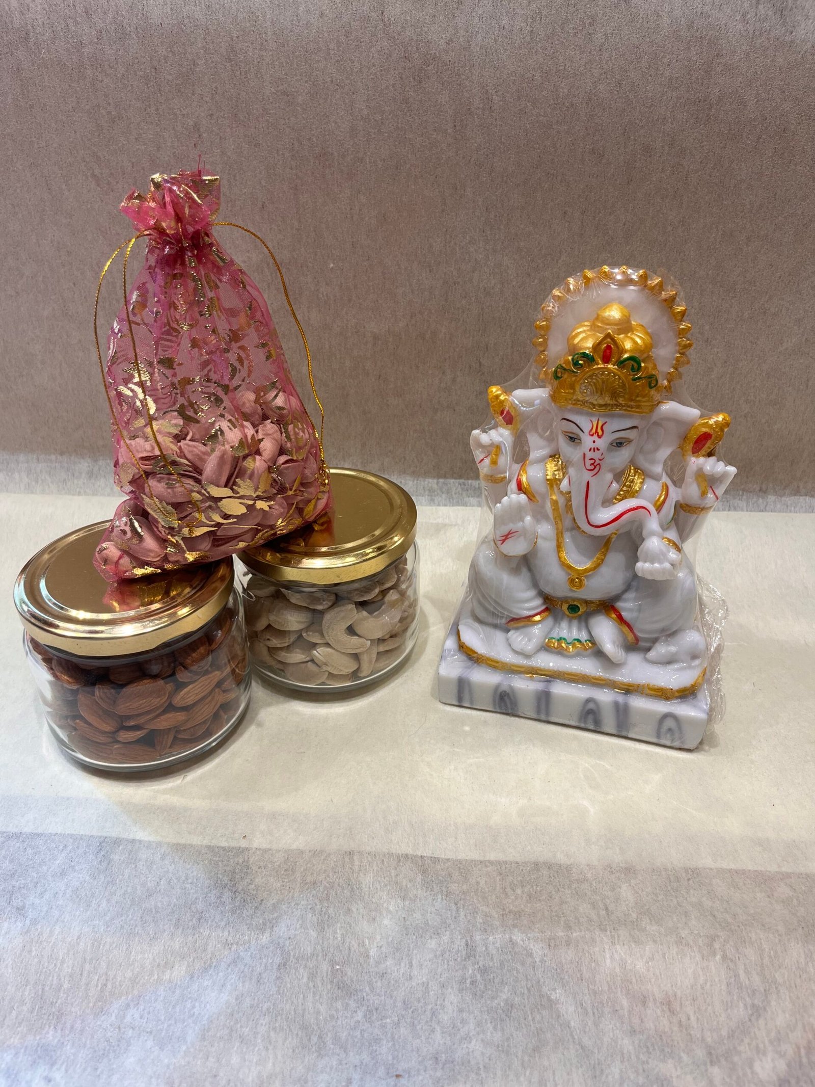 Ganesha Ji Idol n Dry Fruits