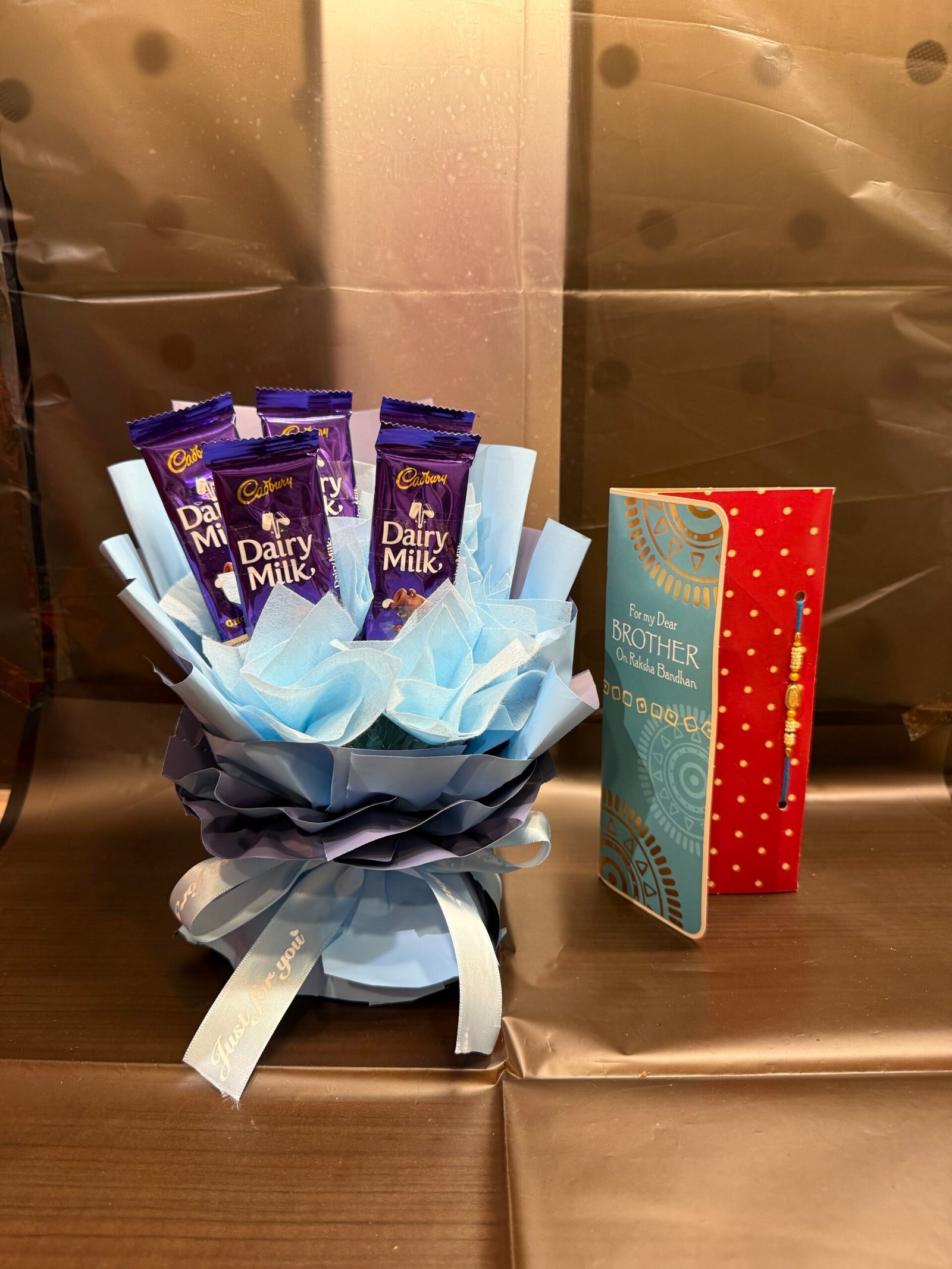Single Archie's Rakhi With Chocolate Bouquet