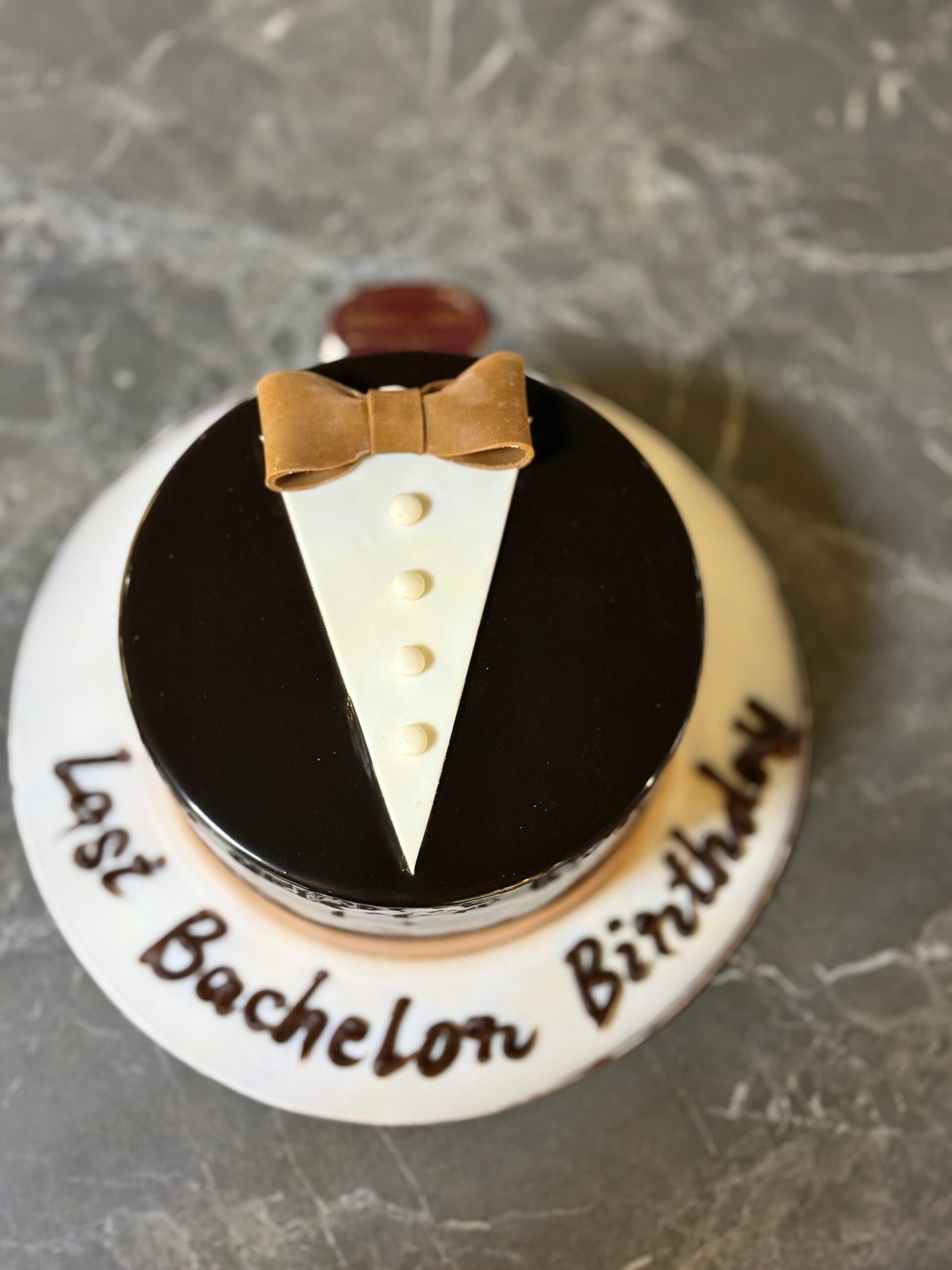Chocolate Gentleman Cake-Half Kg - Image 2