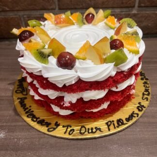 Half Kg Red Velvet Fruit Cake