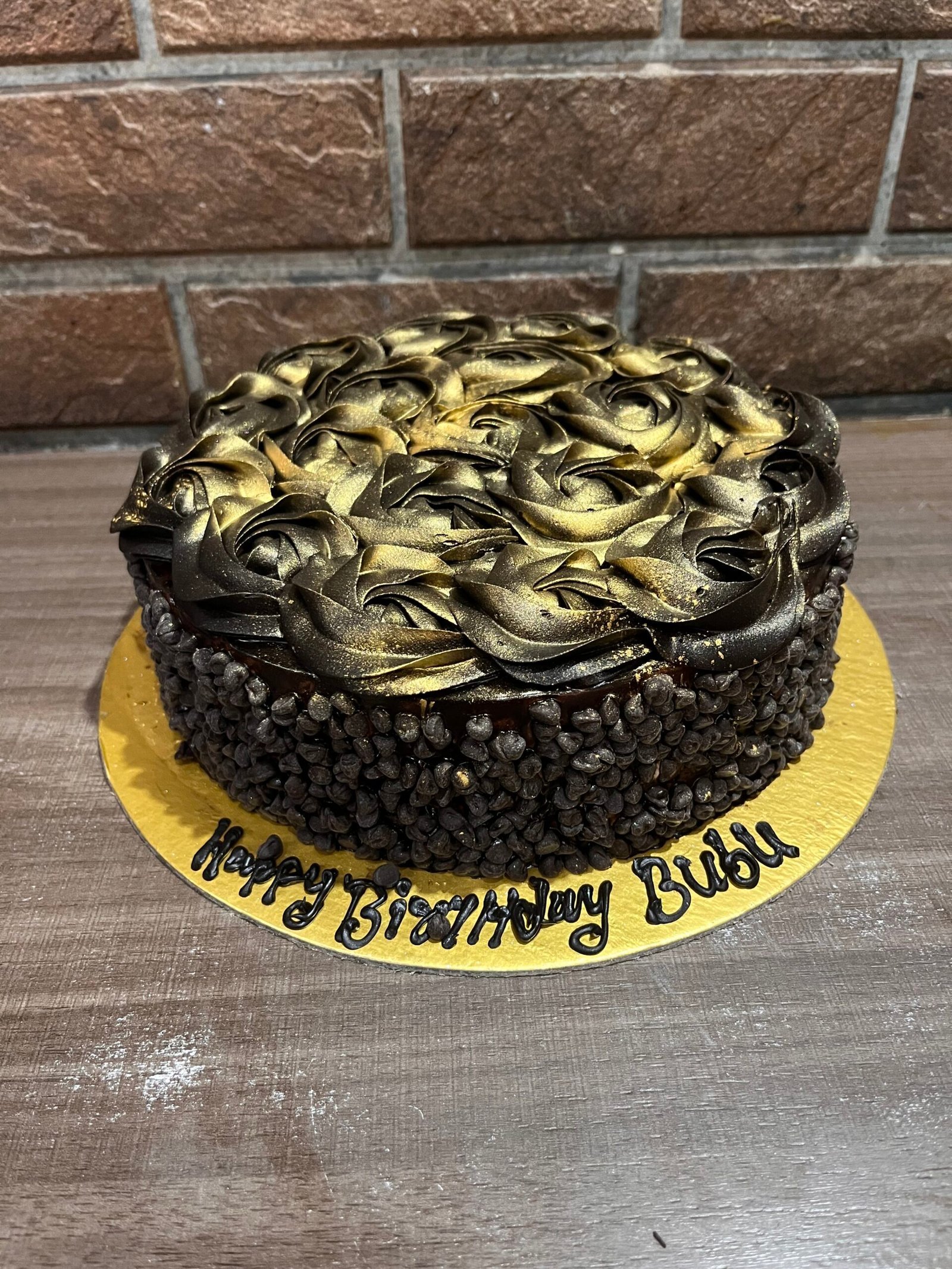 1kg Golden Chocochips Cake